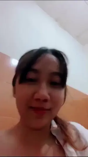 Bokep Cyra Cantik Toge Live Bugil Pamer Body